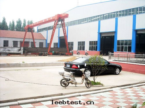 廠(chǎng)房(fáng)外(wài)景