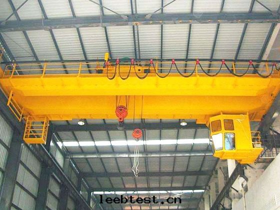 QD型5-350吨(dūn)吊鈎橋(qiáo)式起(qǐ)重機(jī)